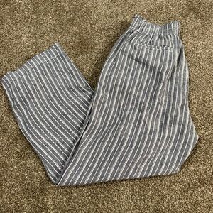 Briggs women’s size small Striped Gray and White cotton Pants